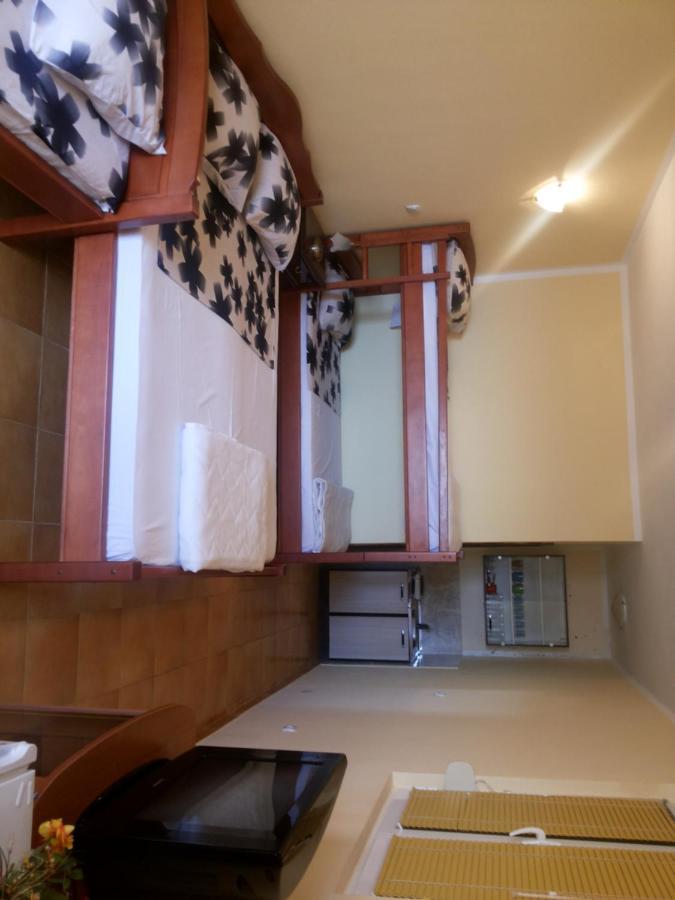 Apartments And Studios Anicic يوتجيها المظهر الخارجي الصورة