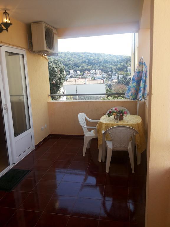 Apartments And Studios Anicic يوتجيها الغرفة الصورة