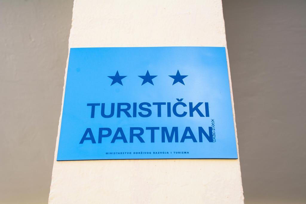 Apartments And Studios Anicic يوتجيها المظهر الخارجي الصورة
